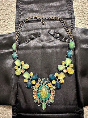 Statement Green & Gold Necklace Like New